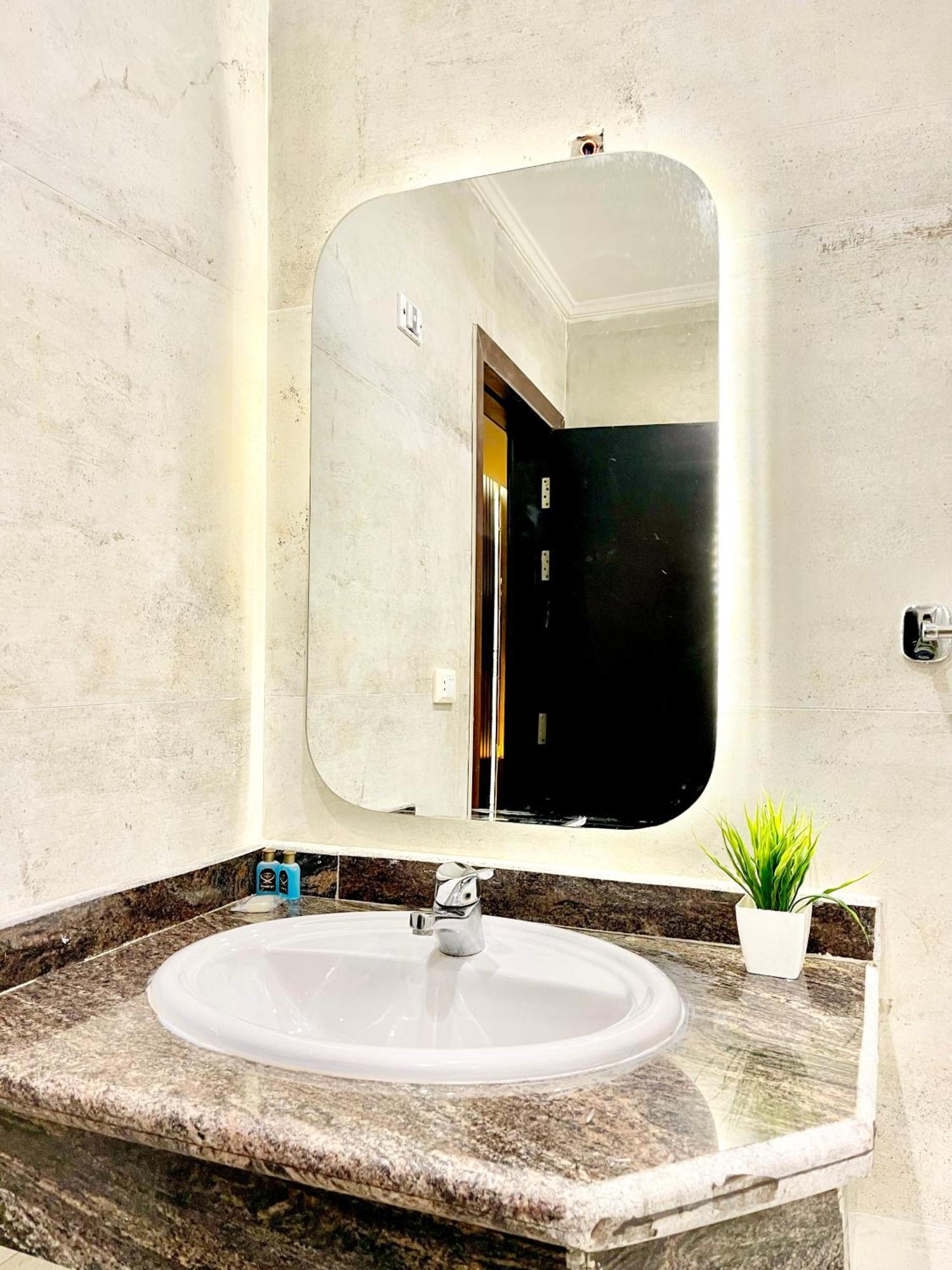 Comfort Giza Inn View Al Kawm al Akhdar Extérieur photo