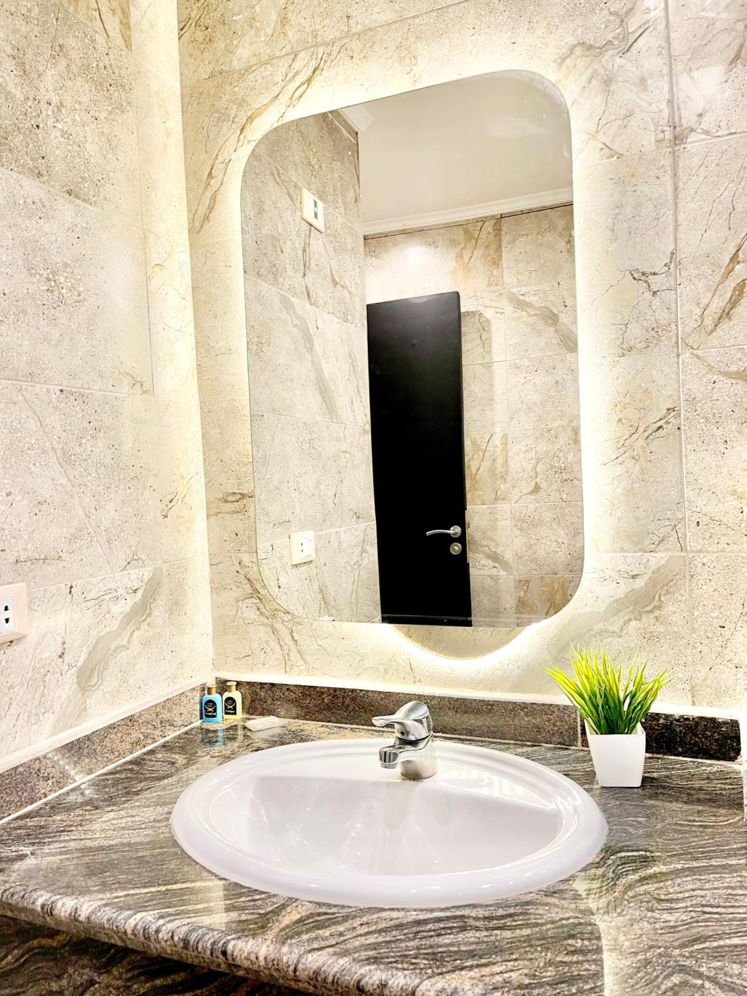 Comfort Giza Inn View Al Kawm al Akhdar Extérieur photo